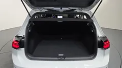 2023 Volkswagen Golf 2.0 TDI Prestige — фото 20