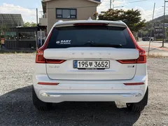 2024 Volvo XC60 B6 Ultimate Bright — фото 4