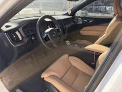 2024 Volvo XC60 B6 Ultimate Bright — фото 6