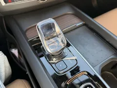 2024 Volvo XC60 B6 Ultimate Bright — фото 15
