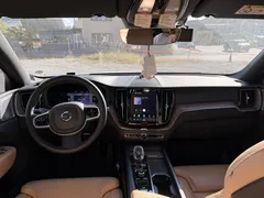 2024 Volvo XC60 B6 Ultimate Bright — фото 17
