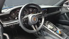 2022 Porsche 911 Carrera 4 GTS — фото 13
