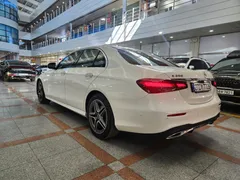2023 Mercedes-Benz E-Class E250 AMG Line — фото 6