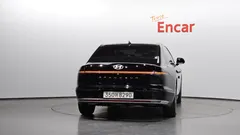 2023 Hyundai Grandeur Premium — фото 4