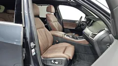 2022 BMW X5 xDrive 40i M Sport — фото 11