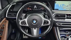 2022 BMW X5 xDrive 40i M Sport — фото 13