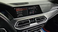 2022 BMW X5 xDrive 40i M Sport — фото 17