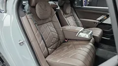 2023 BMW 7-Series 740i sDrive M Sport Individual — фото 11