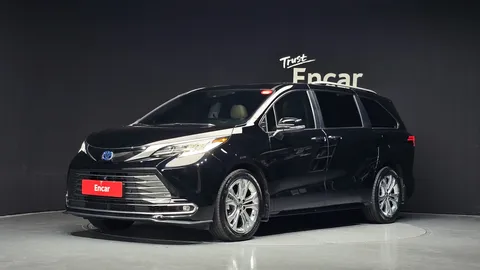2022 Toyota Sienna 2.5 Hybrid 2WD