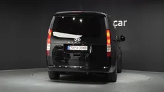 2024 Hyundai Staria Tourer 11-Seater — фото 4