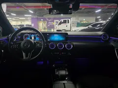 2022 Mercedes-Benz A-Class A200d Sedan — фото 14