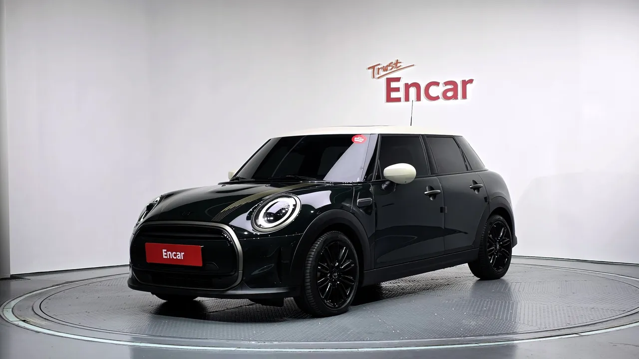 2023 Mini Cooper 5Door Resolute Edition