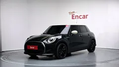 2023 Mini Cooper 5Door Resolute Edition — фото 1