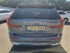2022 Volvo XC60 B6 Inscirtion — фото 6