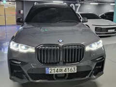2022 BMW X7 xDrive 40i M Sport Online Exclusive Edition 6 Seater — фото 4