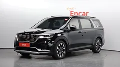 2023 Kia Carnival Diesel 9-Seater Prestige — фото 1