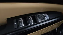 2023 Kia Carnival Diesel 9-Seater Prestige — фото 19