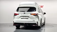 2021 Toyota Sienna 2.5 Hybrid 2WD — фото 4