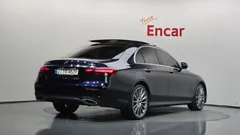 2022 Mercedes-Benz E-Class E350 4MATIC AMG Line — фото 2