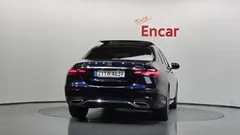 2022 Mercedes-Benz E-Class E350 4MATIC AMG Line — фото 4