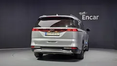 2023 Kia Carnival Diesel 9-Seater Noblesse — фото 4