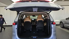 2023 Kia Carnival Diesel 9-Seater Noblesse — фото 20