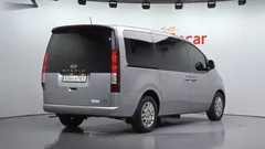 2023 Hyundai Staria Cargo 3-Seater — фото 2
