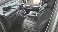 2023 Hyundai Staria Cargo 3-Seater — фото 7