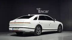 2023 Hyundai Grandeur Premium — фото 2