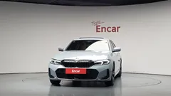 2023 BMW 3-Series 320i M Sport — фото 3