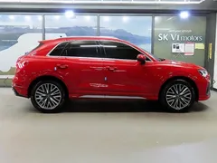 2022 Audi Q3 35 TDI Quattro Premium — фото 3