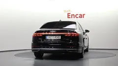 2021 Audi A8 55 TFSI Quattro LWB — фото 4