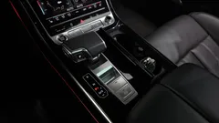 2021 Audi A8 55 TFSI Quattro LWB — фото 9