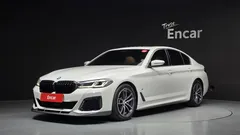 2023 BMW 5-Series 520i M Sport — фото 1