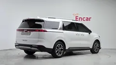 2023 Kia Carnival Diesel 9-Seater Noblesse — фото 2