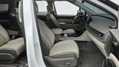 2023 Kia Carnival Diesel 9-Seater Noblesse — фото 11