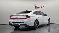 2023 Hyundai Sonata Premium Plus, белый — фото 2