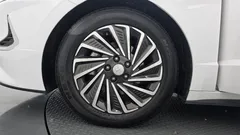 2023 Hyundai Sonata Premium Plus, белый — фото 5