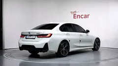 2023 BMW 3-Series 320i M Sport — фото 2