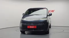 2022 Hyundai Staria 4WD Tourer 9-Seater — фото 3