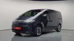 2022 Hyundai Staria 4WD Tourer 9-Seater — фото 13