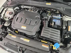 2023 Volkswagen Golf 2.0 TDI Prestige — фото 6