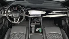 2022 Audi Q8 50 TDI Quattro Premium — фото 7
