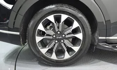 2023 Kia Carnival Diesel 9-Seater Hi-Limousine — фото 5