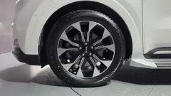 2023 Kia Carnival Diesel 9-Seater Noblesse — фото 5