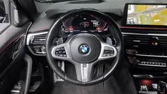 2023 BMW 5-Series 530i xDrive M Sport Package — фото 17