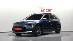 2022 Kia Niro Signature — фото 1