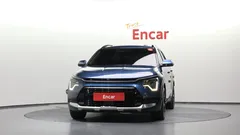 2022 Kia Niro Signature — фото 3