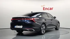 2023 Kia K8 Signature — фото 2