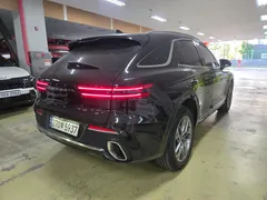 2023 Genesis GV70 2.5T Gasoline 2WD — фото 3